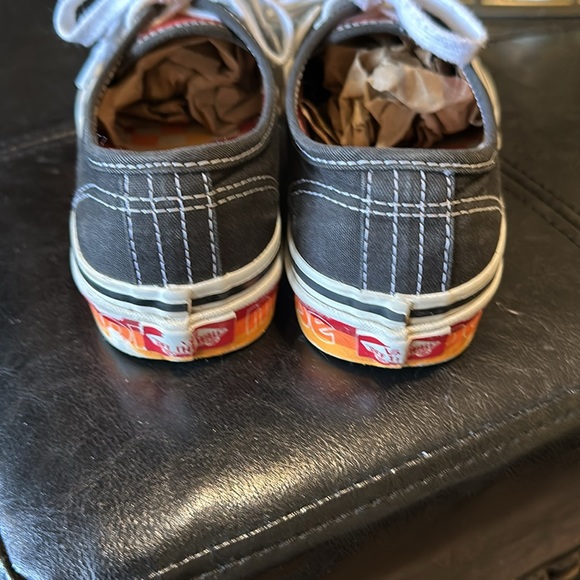 Mongoose Vans - Picture 2 of 7